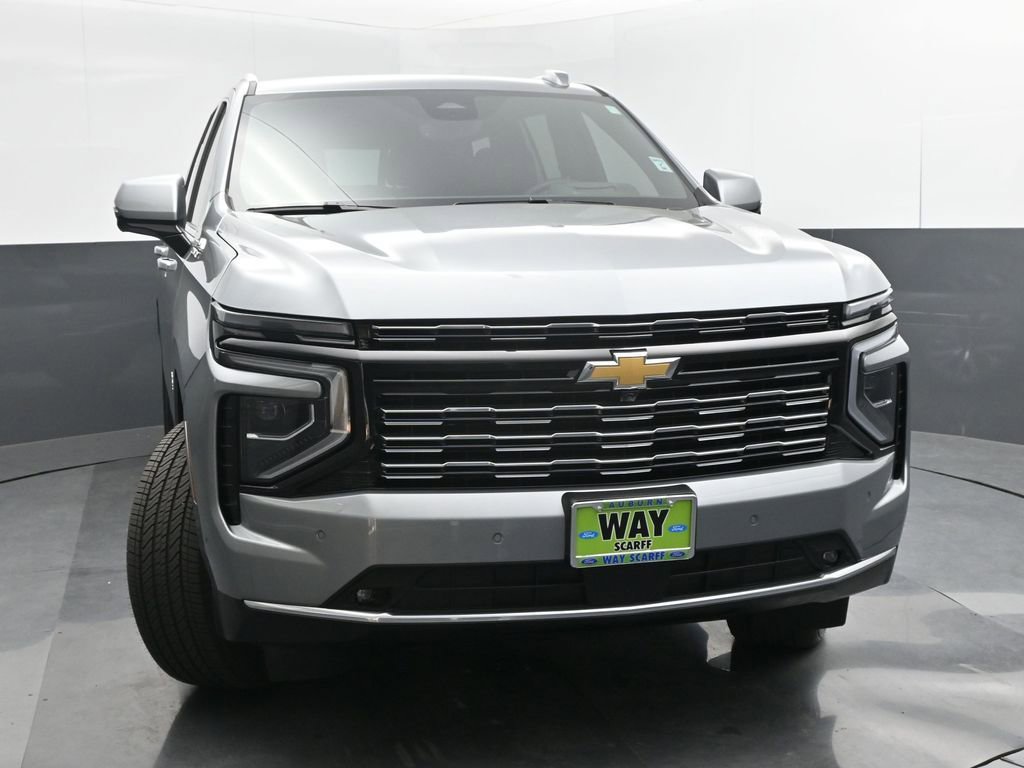 Used 2025 Chevrolet Tahoe High Country AWD/4WD image 8