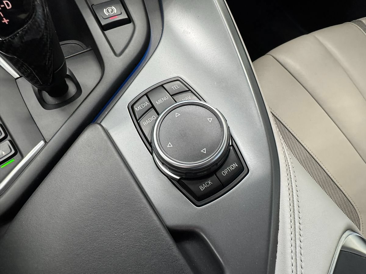 Used 2016 BMW i8 AWD/4WD image 39