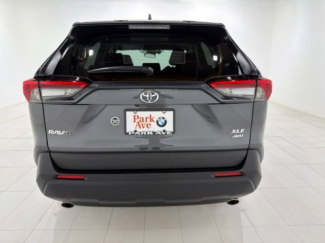 Used 2025 Toyota RAV4 XLE w/ Convenience Package AWD/4WD image 4