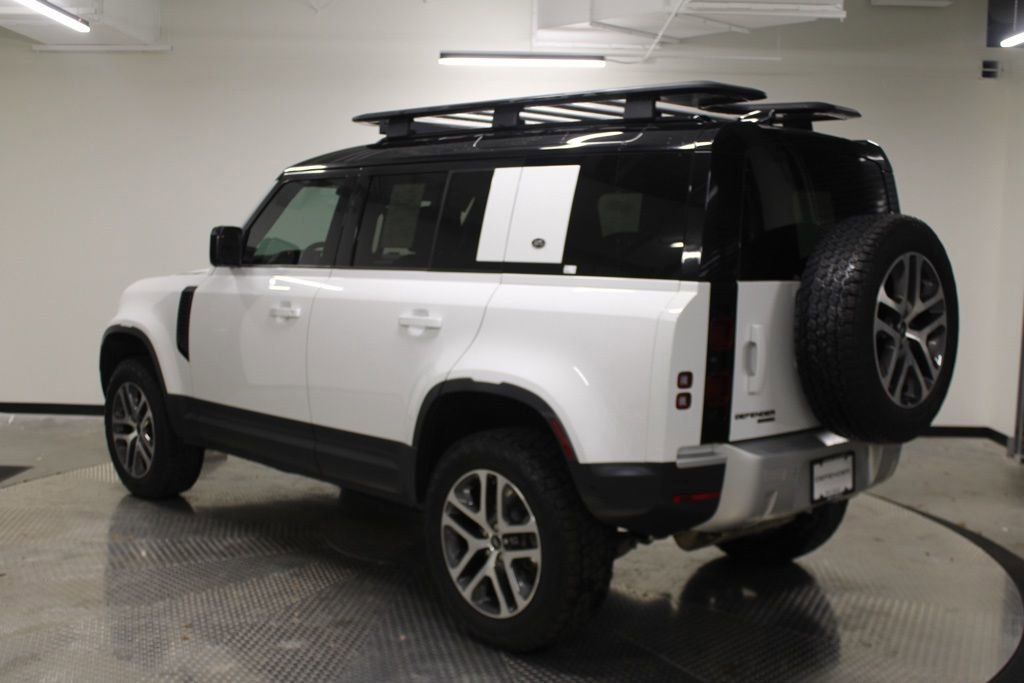 Used 2020 Land Rover Defender 110 HSE AWD/4WD image 3