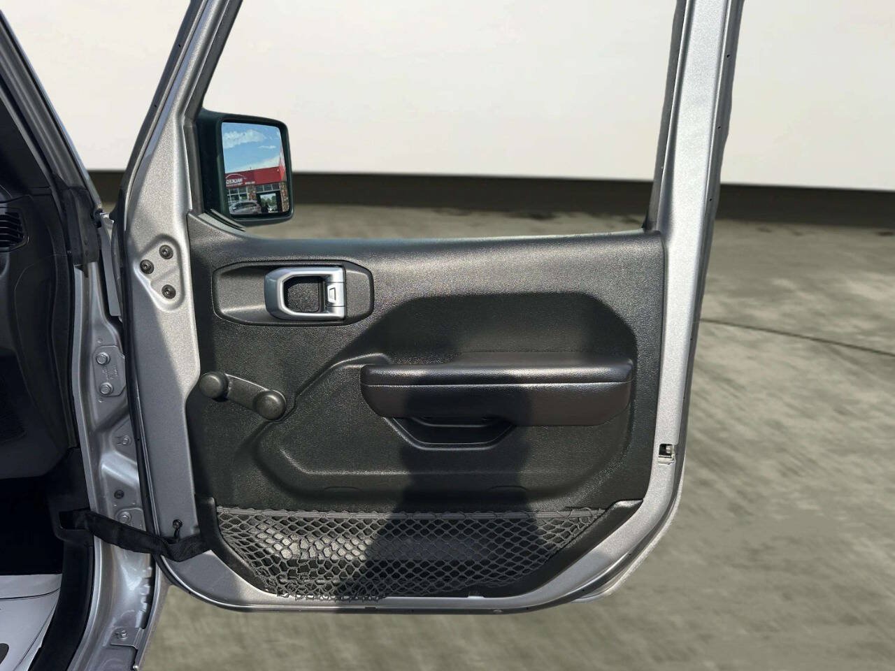 Used 2018 Jeep Wrangler Unlimited Sport AWD/4WD image 27