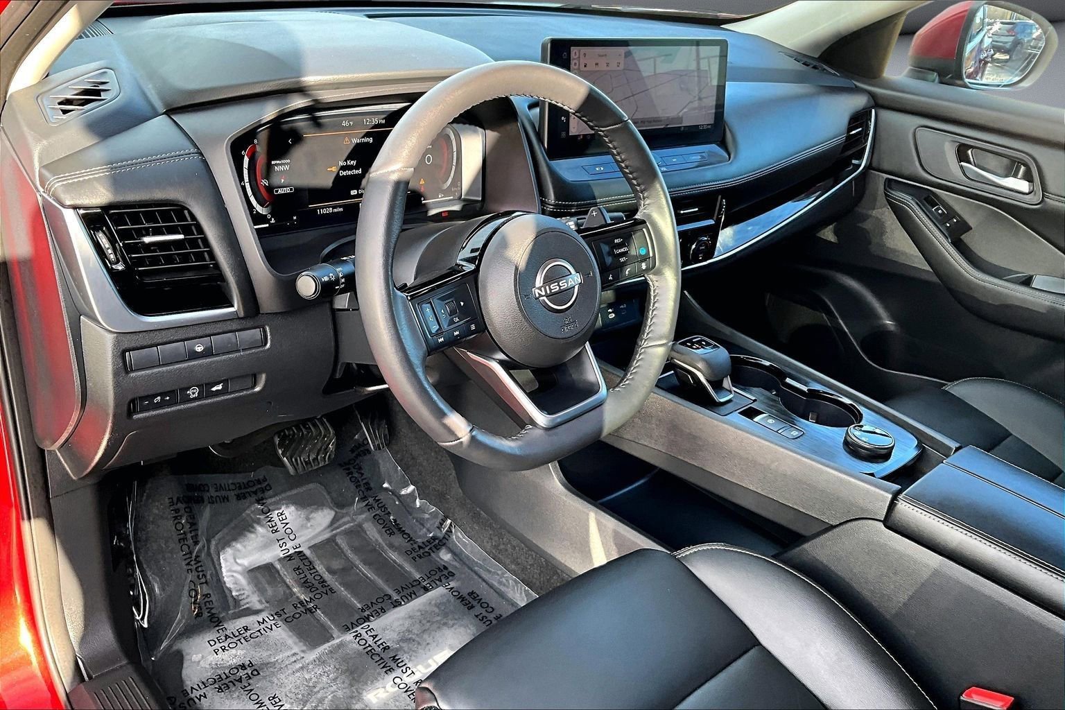 Used 2024 Nissan Rogue SL image 16