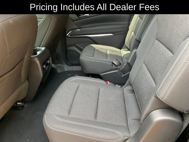 Certified 2025 Chevrolet Traverse LT FWD image 8
