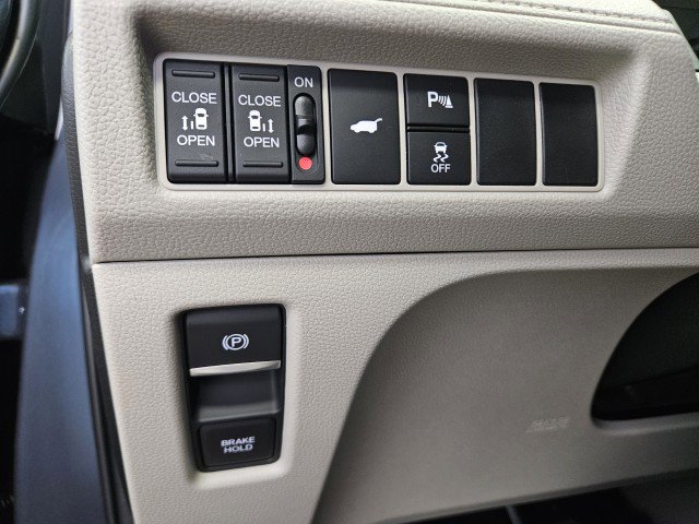 New 2026 Honda Odyssey Touring image 31
