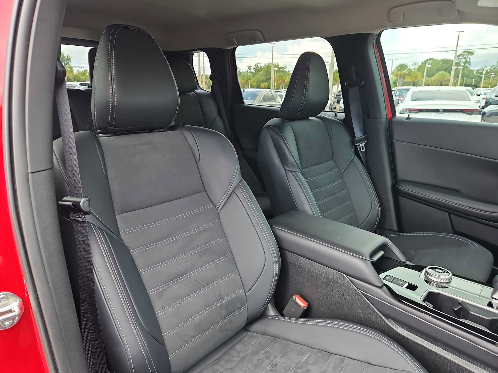 Used 2026 Mitsubishi Outlander SE FWD image 27