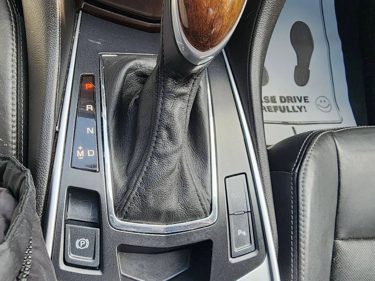 Used 2014 Cadillac SRX Luxury image 25