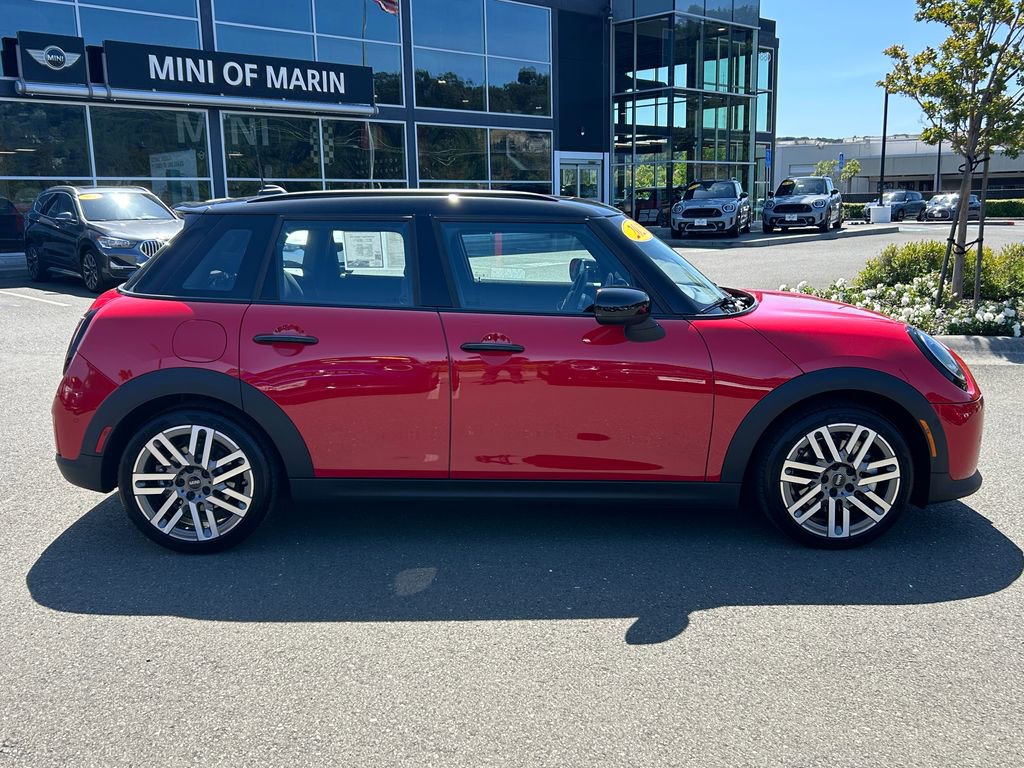 Used 2025 MINI Cooper S FWD image 6