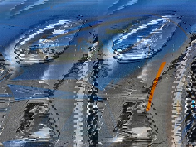 Used 2023 BMW Z4 sDrive30i w/ Premium Package image 5