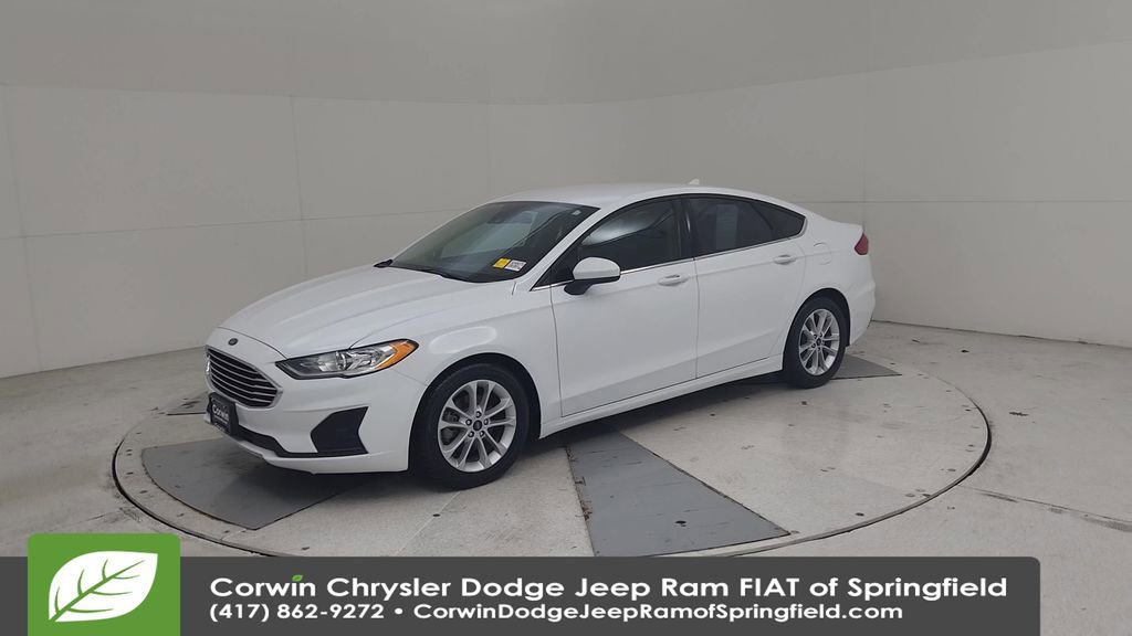 Used 2020 Ford Fusion SE FWD image 7