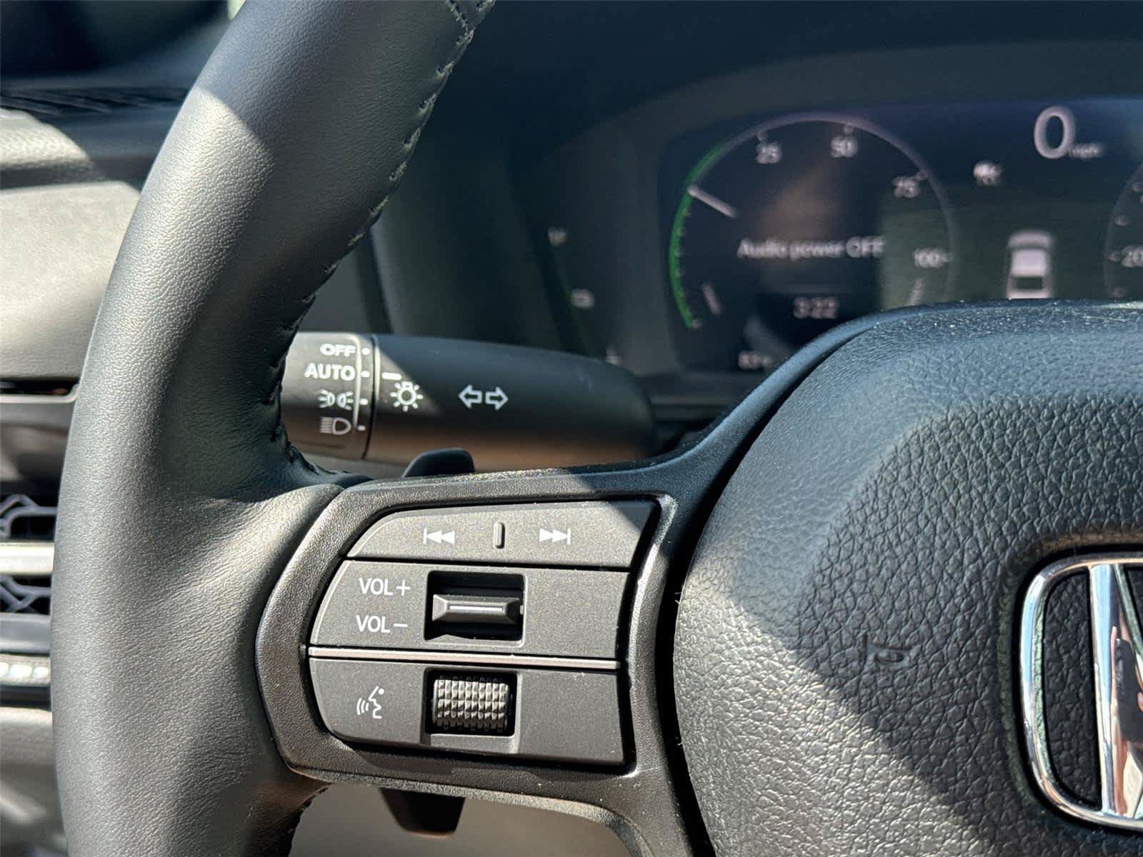 Used 2025 Honda Accord Sport image 20