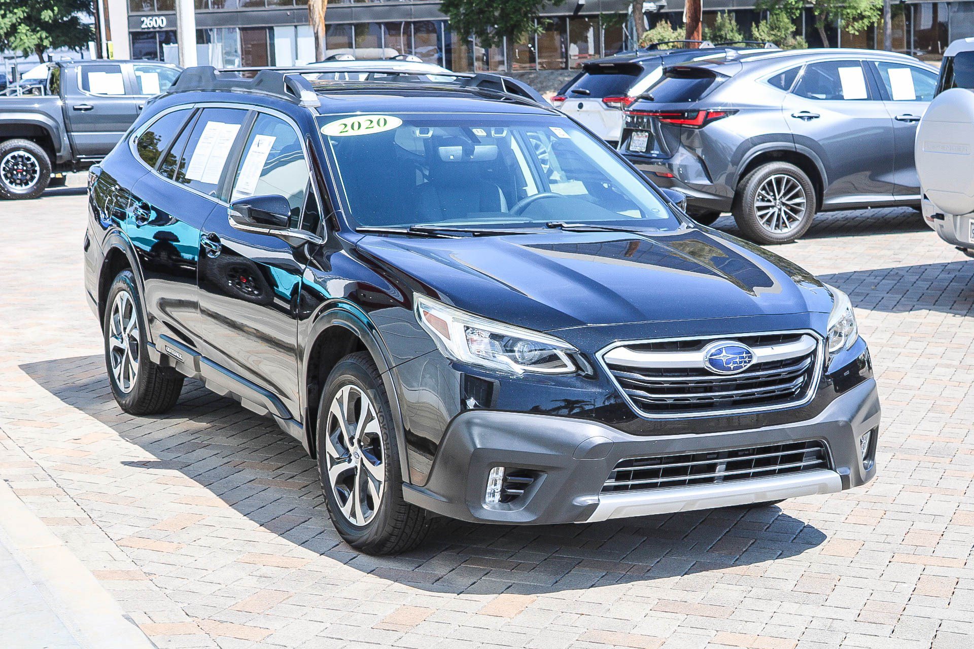 Used 2020 Subaru Outback Limited XT AWD/4WD image 3