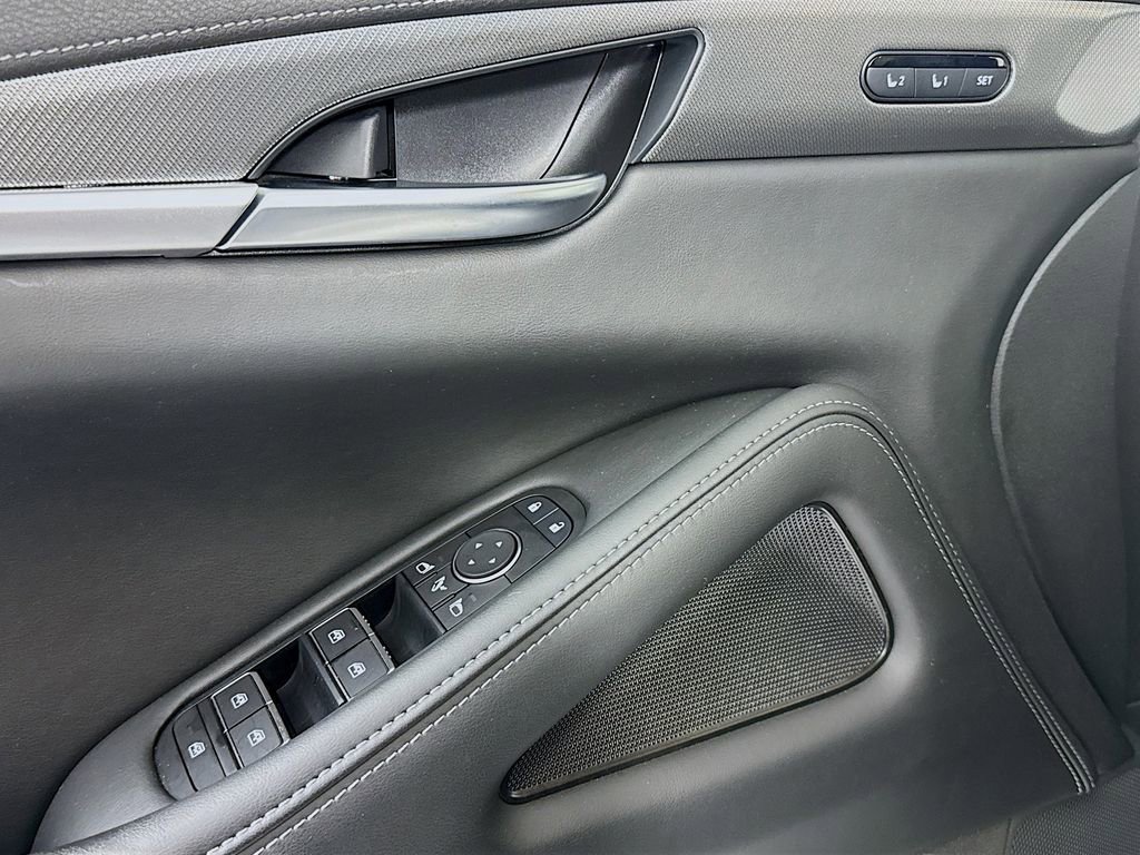 Used 2023 INFINITI QX60 Luxe image 16