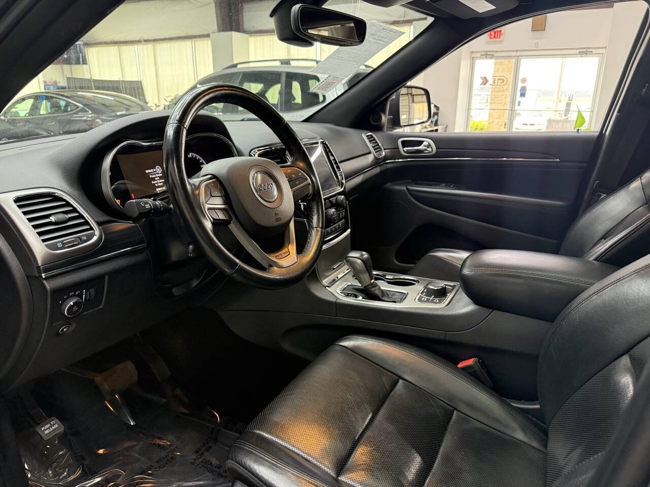 Used 2020 Jeep Grand Cherokee Limited w/ Luxury Group II AWD/4WD image 19