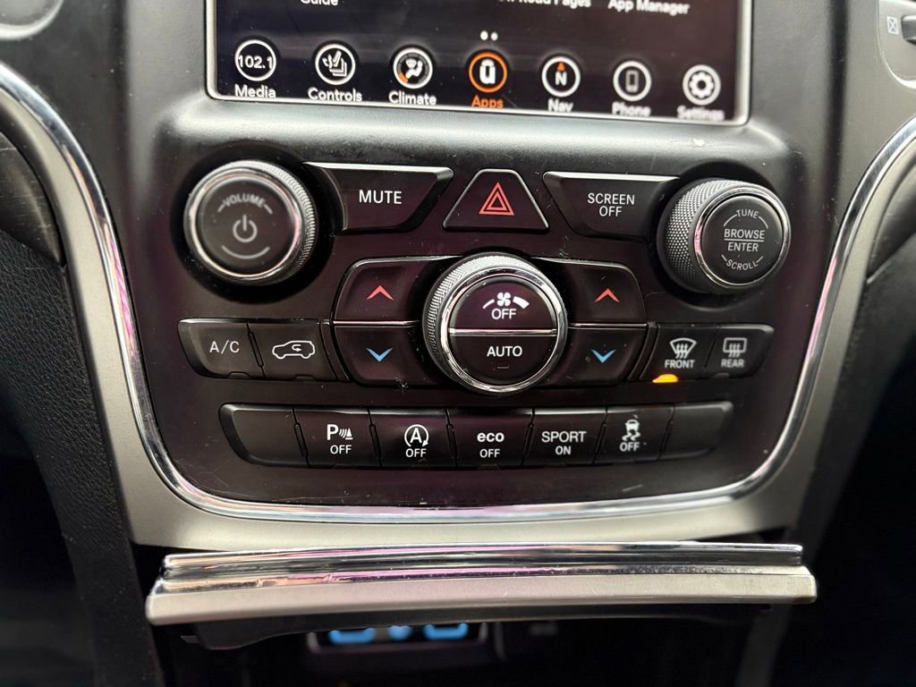 Used 2018 Jeep Grand Cherokee Altitude AWD/4WD image 18