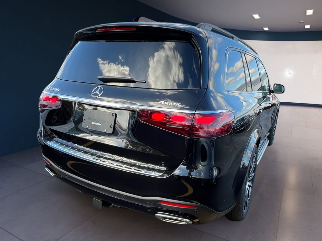 New 2026 Mercedes-Benz GLS 580 4MATIC image 3
