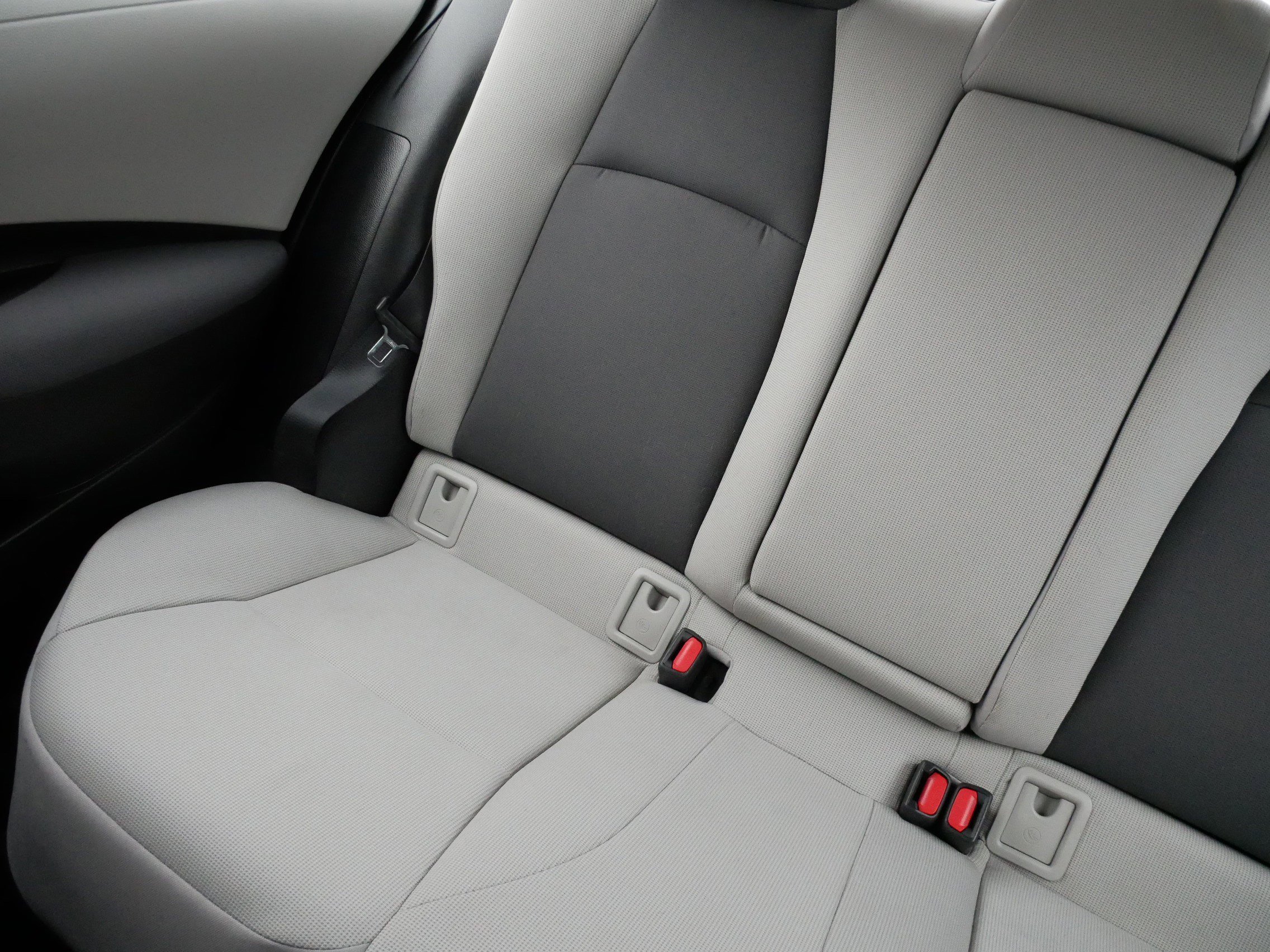 Used 2022 Toyota Corolla LE image 12