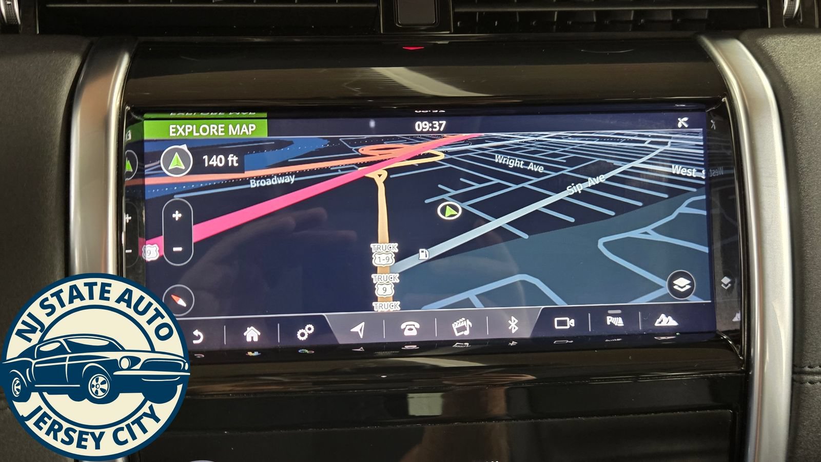 Used 2020 Land Rover Discovery Sport S AWD/4WD image 14