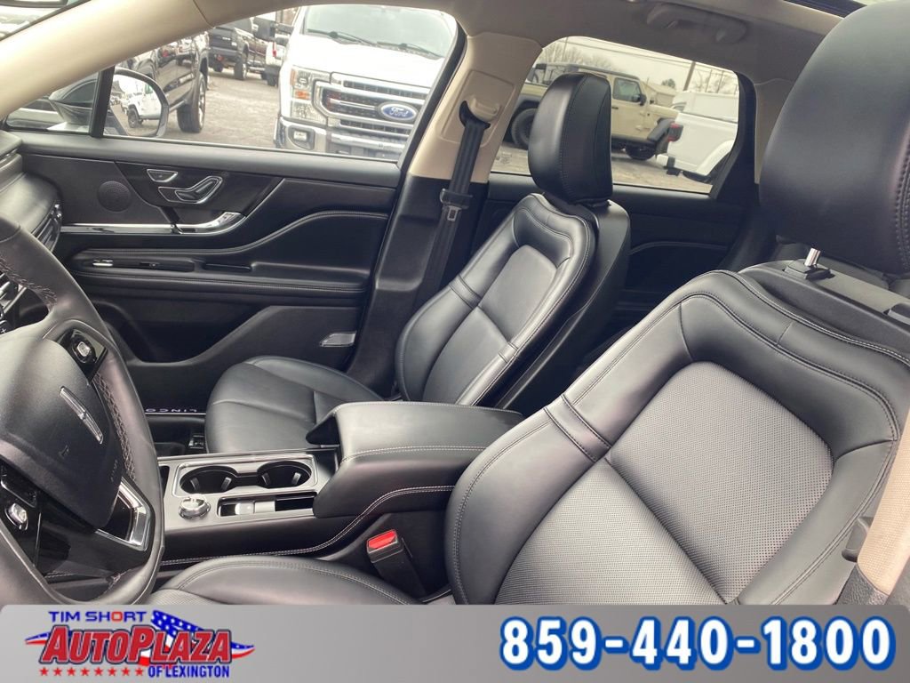 Used 2024 Lincoln Corsair Grand Touring image 9