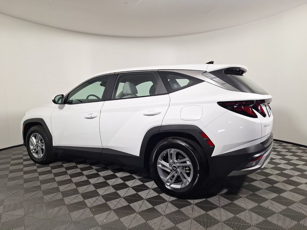 Used 2026 Hyundai Tucson SE FWD image 7