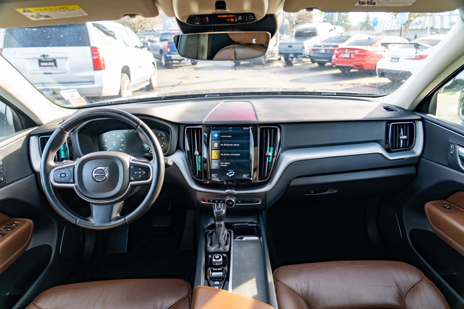 Used 2018 Volvo XC60 T5 Momentum w/ Convenience Package AWD/4WD image 21