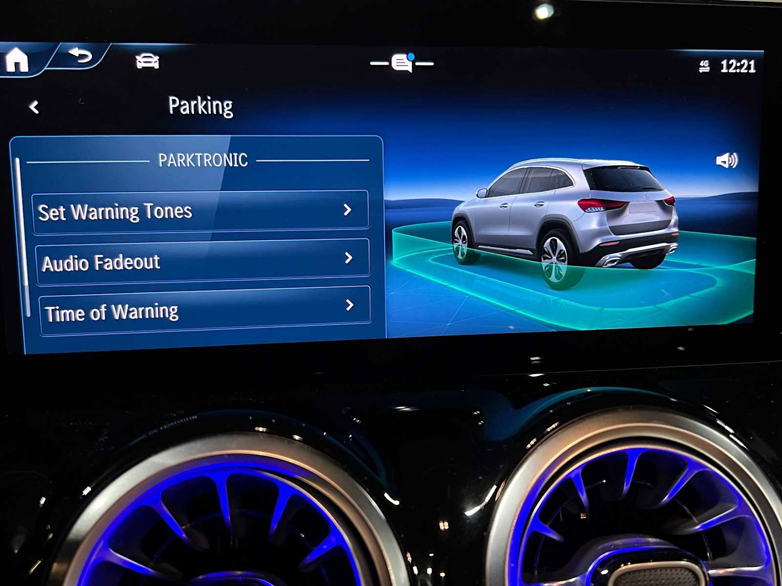 Used 2025 Mercedes-Benz GLA 250 4MATIC image 34