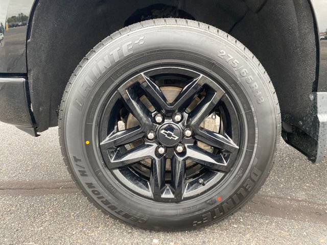 Used 2022 Chevrolet Silverado 1500 Custom Trail Boss w/ Midnight Edition AWD/4WD image 21