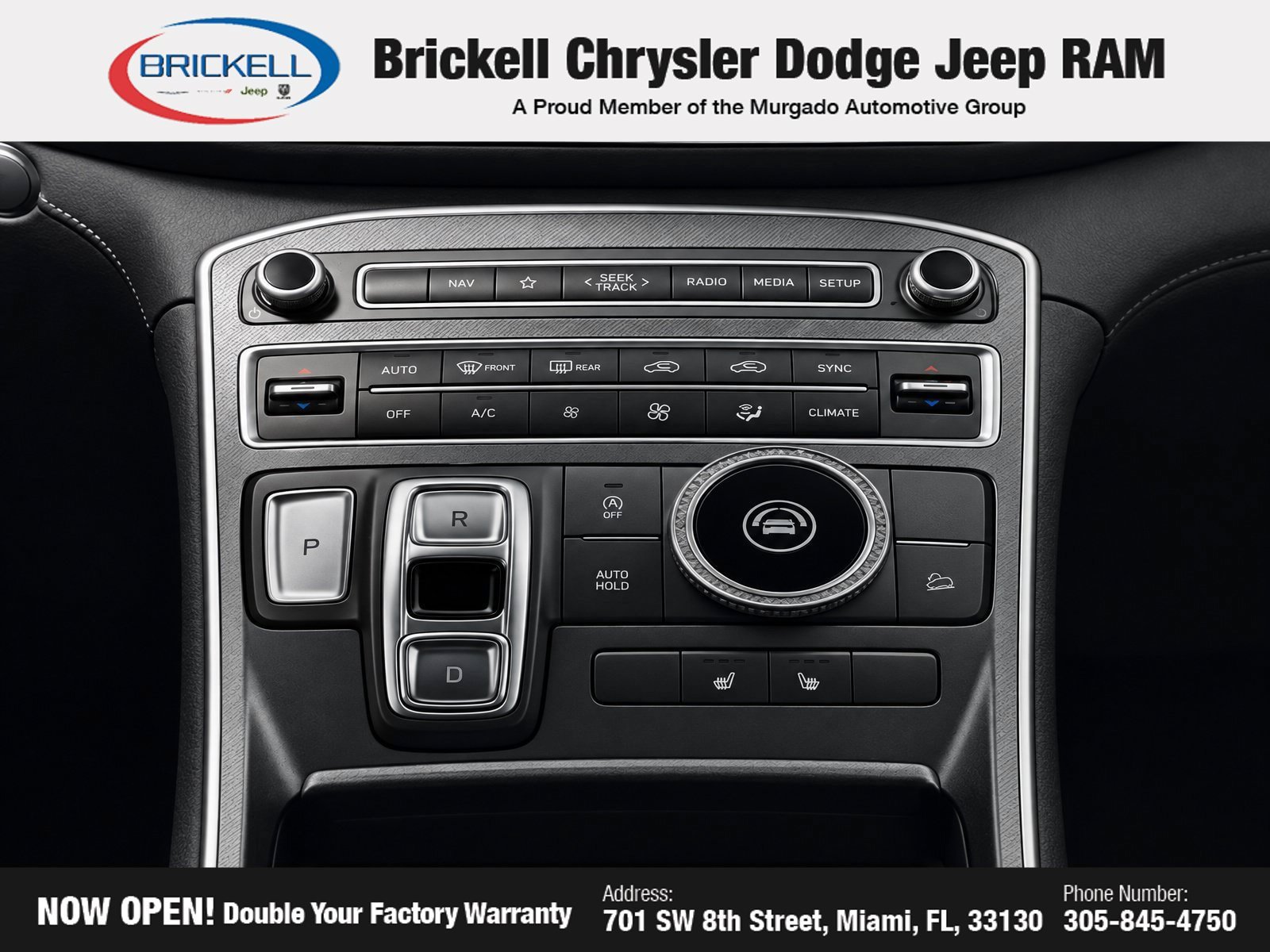 Used 2023 Hyundai Santa Fe SEL w/ Premium Package FWD image 12
