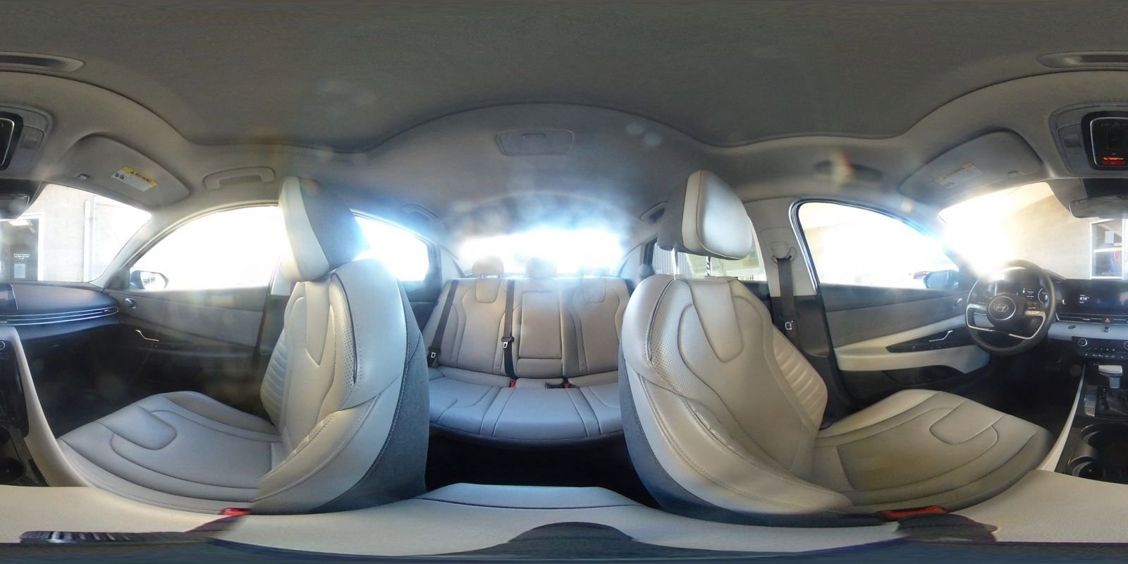 Used 2025 Hyundai Elantra Limited image 45