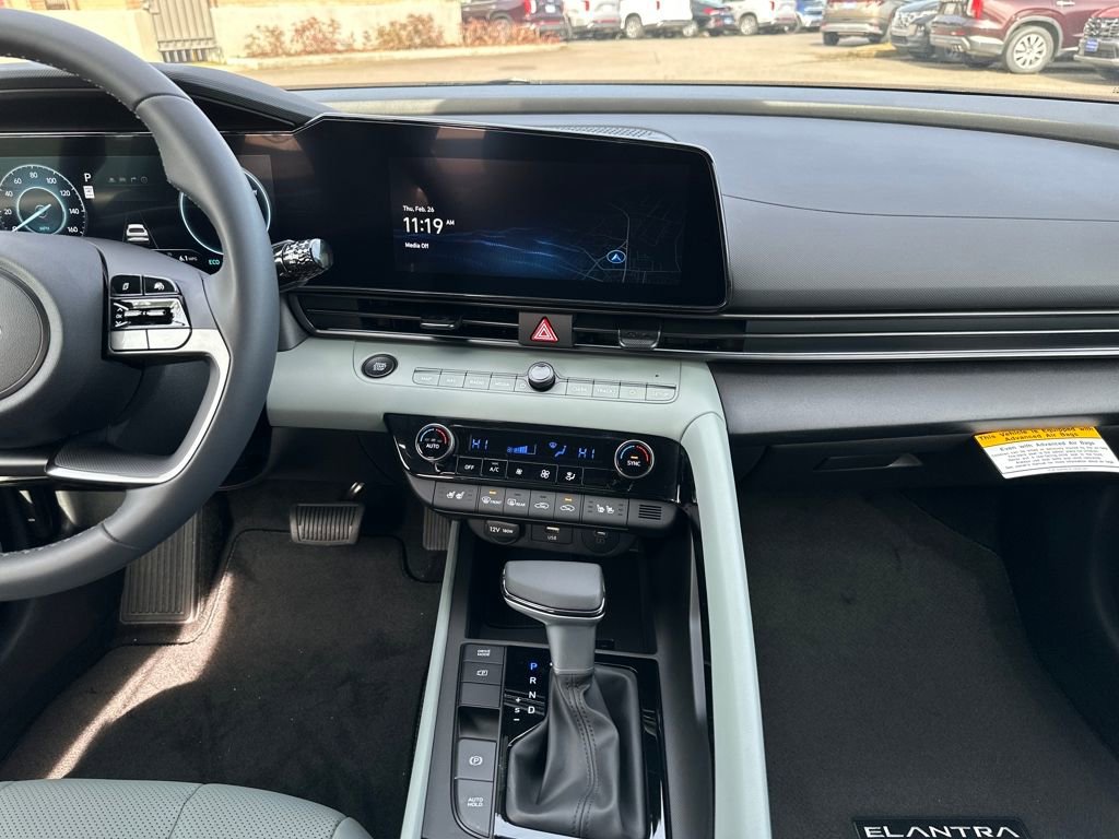 New 2026 Hyundai Elantra Limited image 16