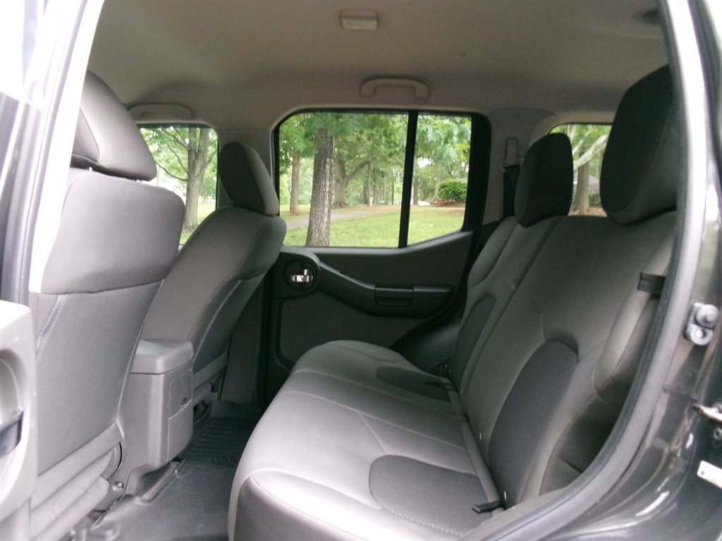 Used 2015 Nissan Xterra S w/ Value Package RWD image 30