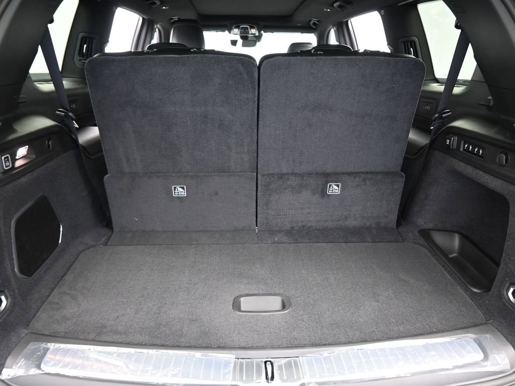 New 2025 Jeep Grand Cherokee L Overland image 23