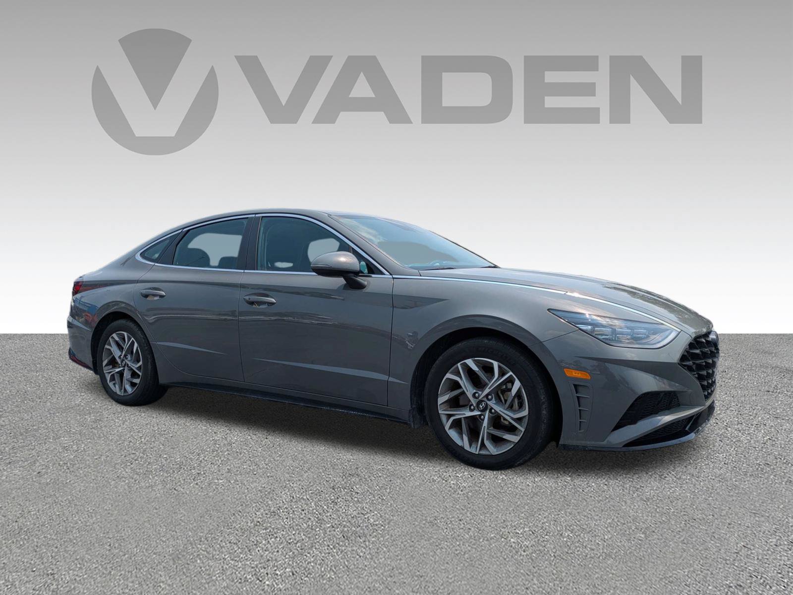 Used 2023 Hyundai Sonata SEL FWD image 3