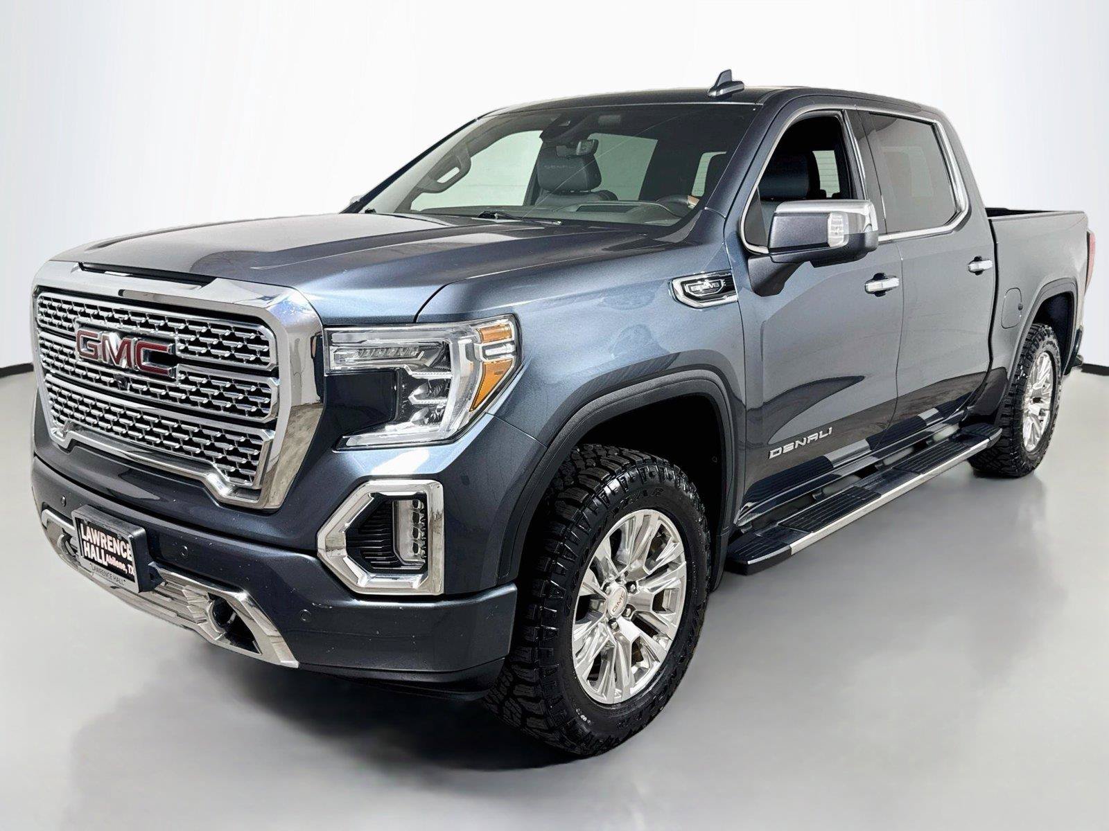 Used 2019 GMC Sierra 1500 Denali w/ Technology Package AWD/4WD image 1