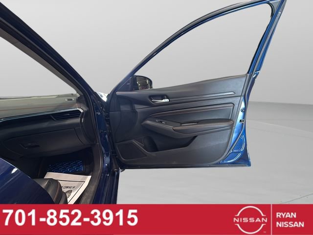 Certified 2019 Nissan Altima 2.5 SR AWD/4WD image 37