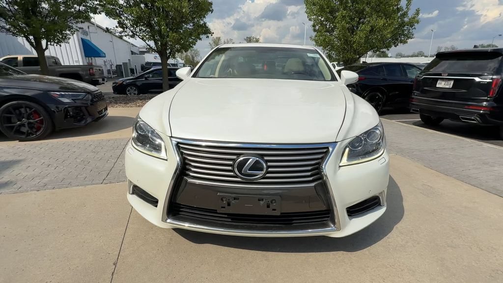 Used 2015 Lexus LS 460 AWD w/ Comfort Package image 3