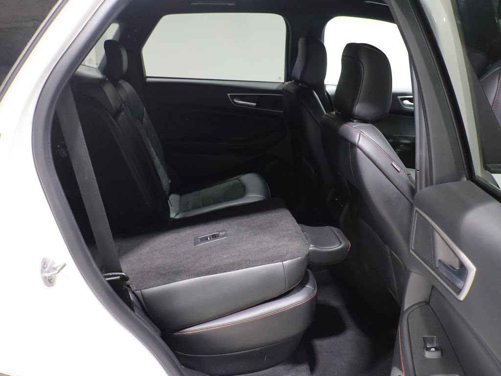 Used 2024 Ford Edge ST-Line AWD/4WD image 20