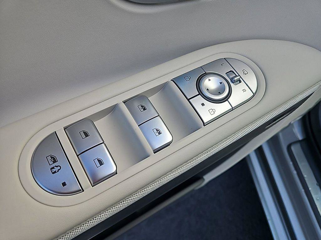 New 2024 Hyundai Ioniq 5 Limited AWD/4WD image 17
