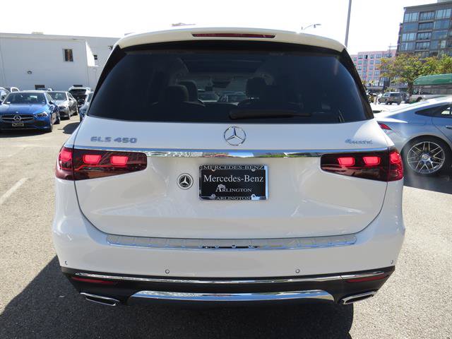 Used 2025 Mercedes-Benz GLS 450 4MATIC image 3