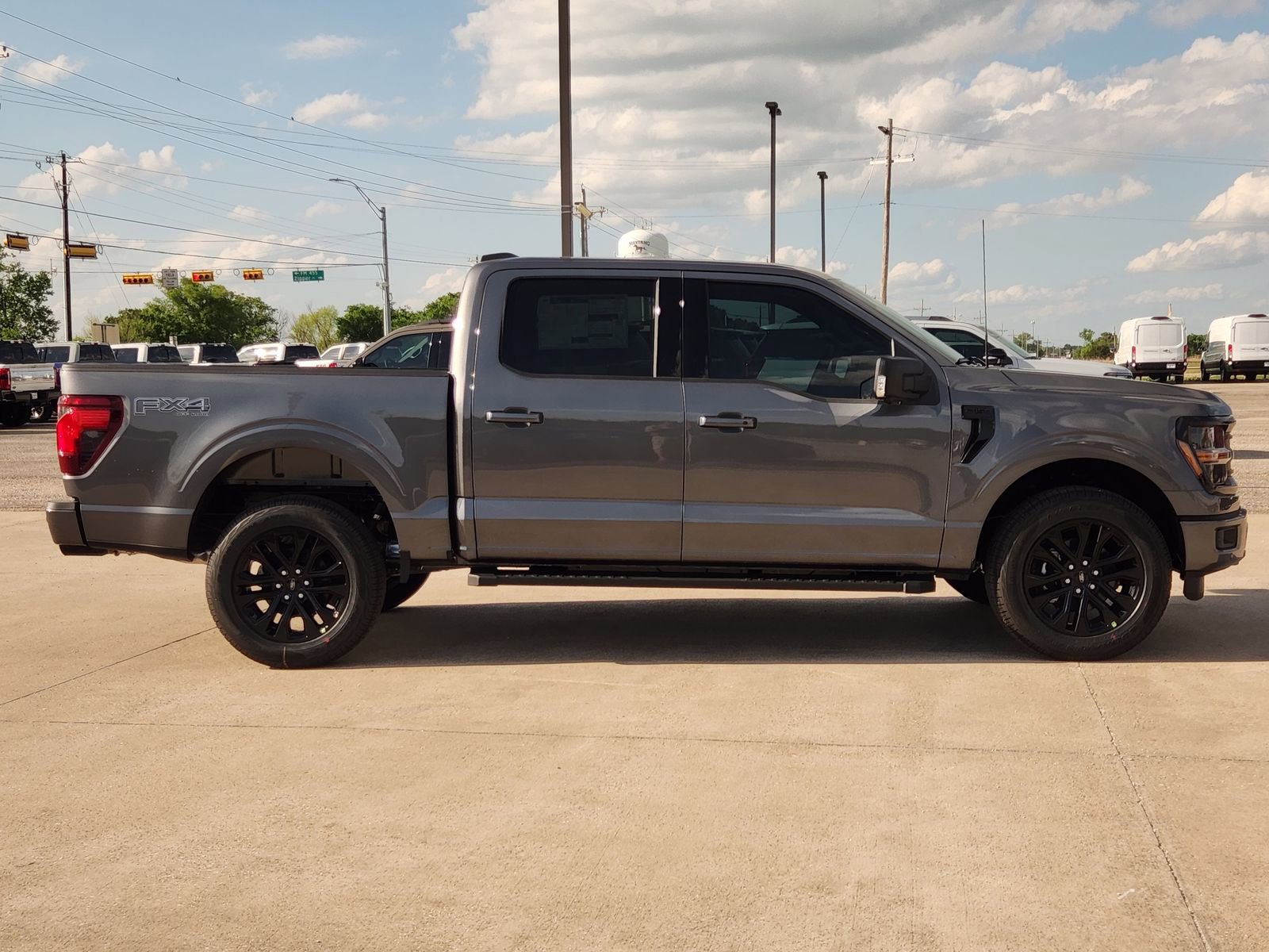 New 2026 Ford F150 XLT image 7