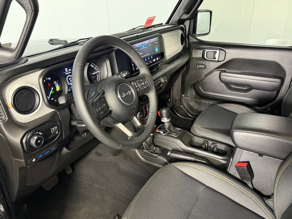 Used 2025 Jeep Wrangler Unlimited Sport S 4xe AWD/4WD image 13