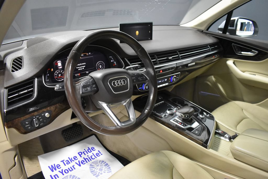 Used 2018 Audi Q7 3.0T Prestige w/ Prestige Package AWD/4WD image 4