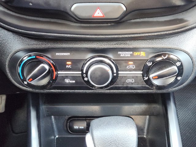 Used 2023 Kia Soul LX FWD image 18