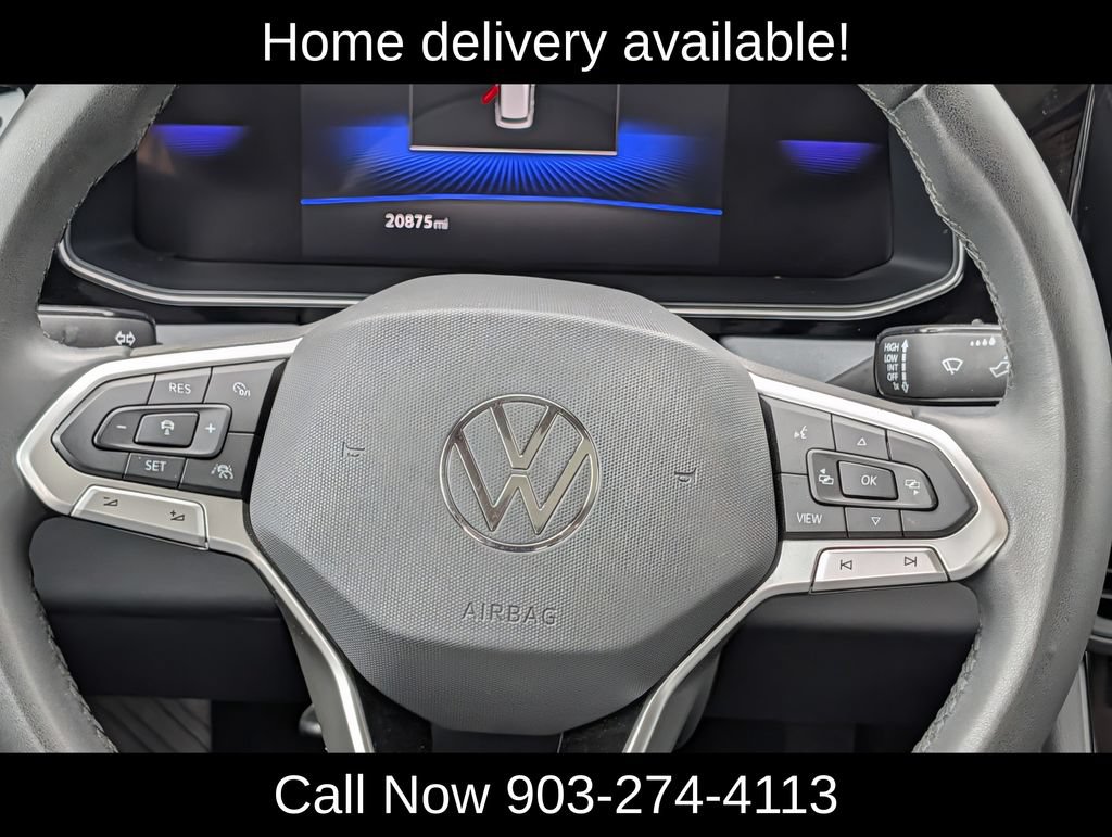 Used 2026 Volkswagen Jetta SE FWD image 14