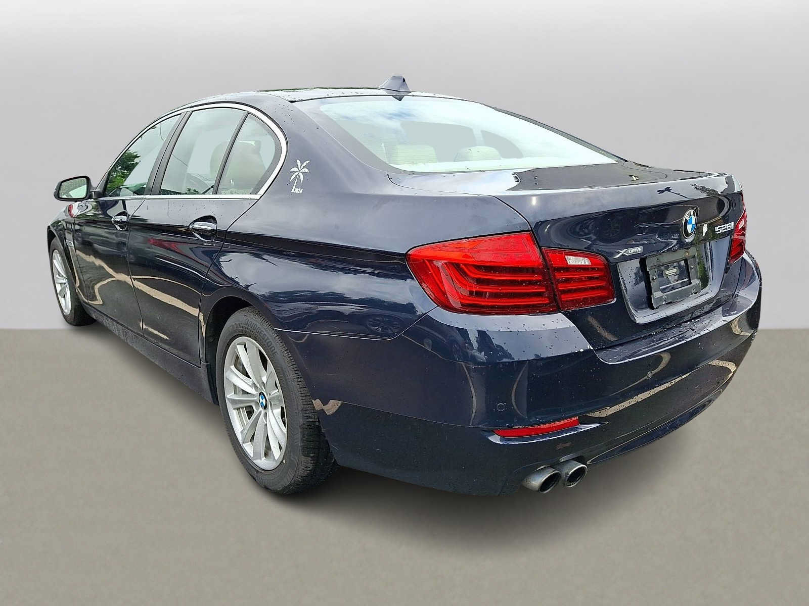 Used 2015 BMW 528i xDrive Sedan AWD/4WD image 4