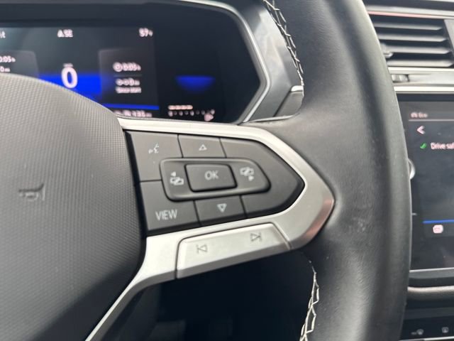 Certified 2022 Volkswagen Tiguan SE w/ Panoramic Sunroof Package image 19