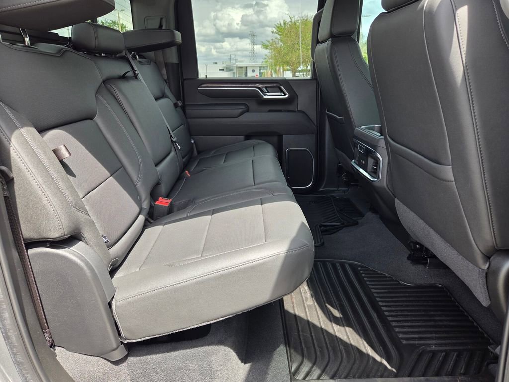 Certified 2025 Chevrolet Silverado 3500 LTZ w/ LTZ Convenience Package image 16