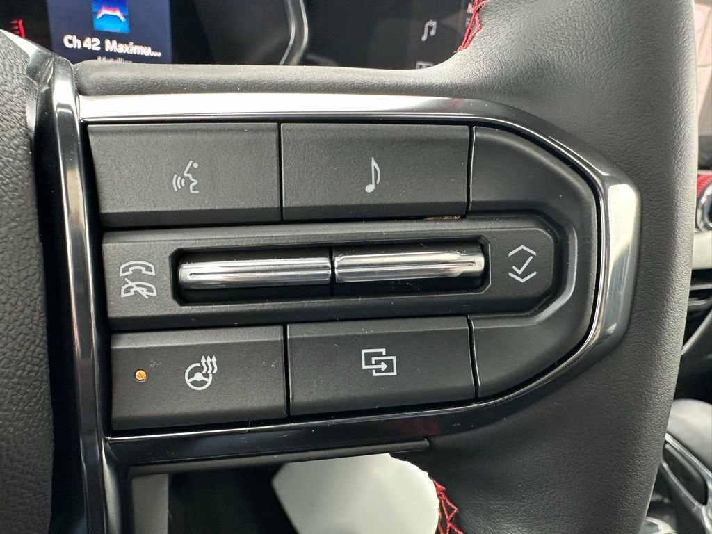 Used 2024 GMC Canyon AT4X w/ AT4X AEV Edition image 30