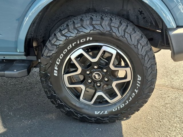 Used 2021 Ford Bronco Outer Banks AWD/4WD image 8