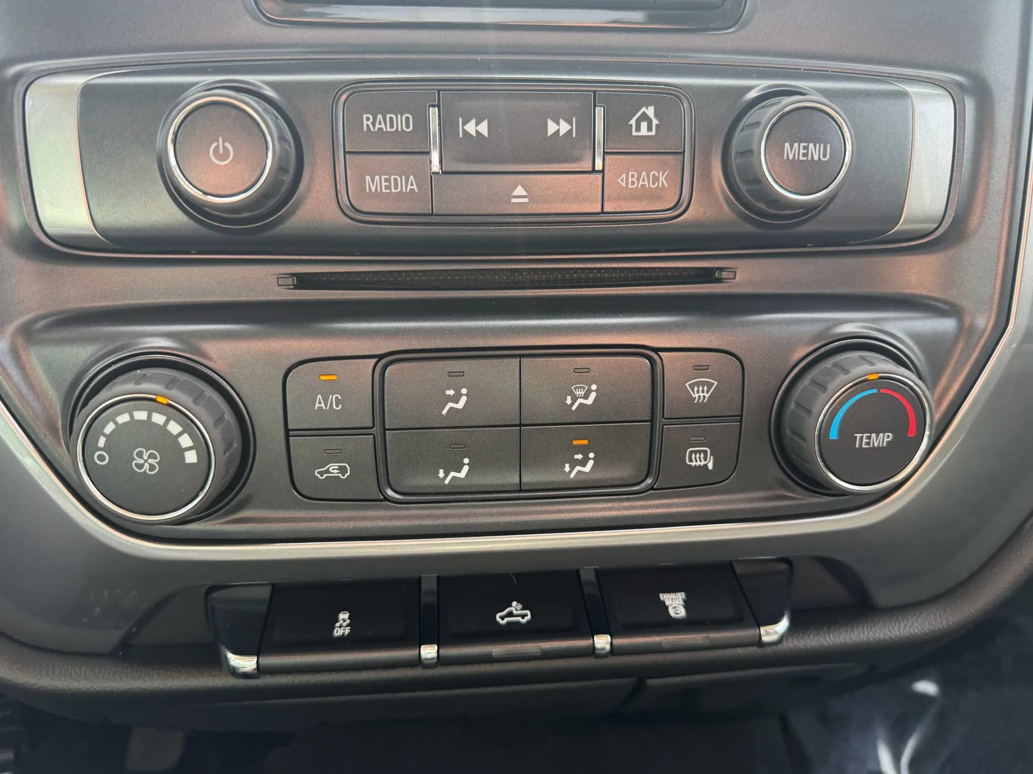 Used 2015 Chevrolet Silverado 2500 LT image 29