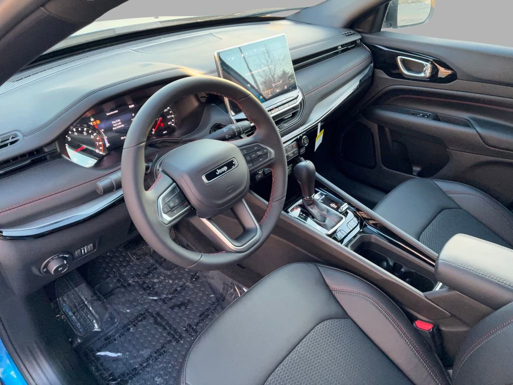 New 2026 Jeep Compass Trailhawk AWD/4WD image 10